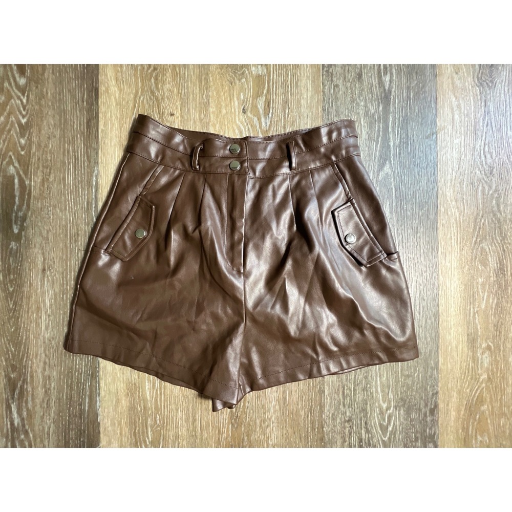 Love Tree Faux Leather Shorts Womens Size Medium Brown Pleated High Waisted